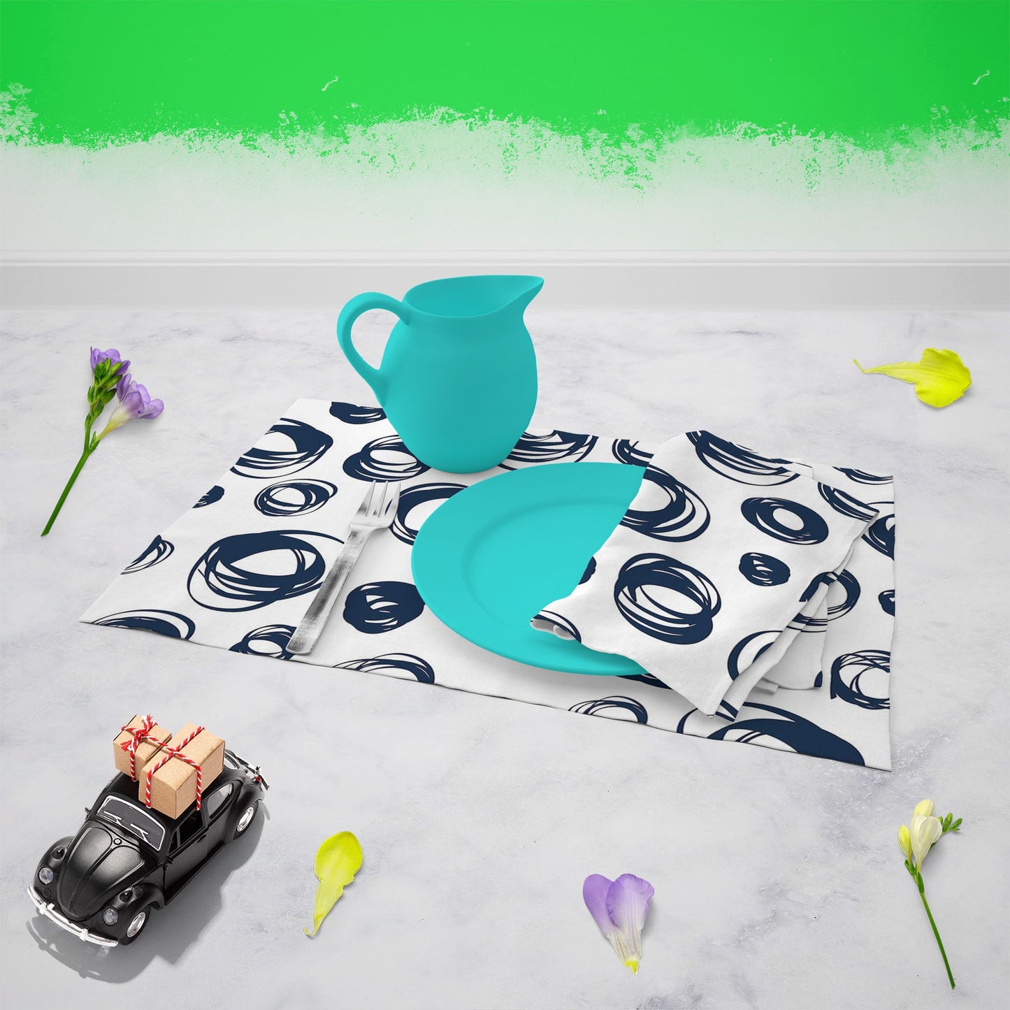 Doodle Contrast Table Mat Placemat