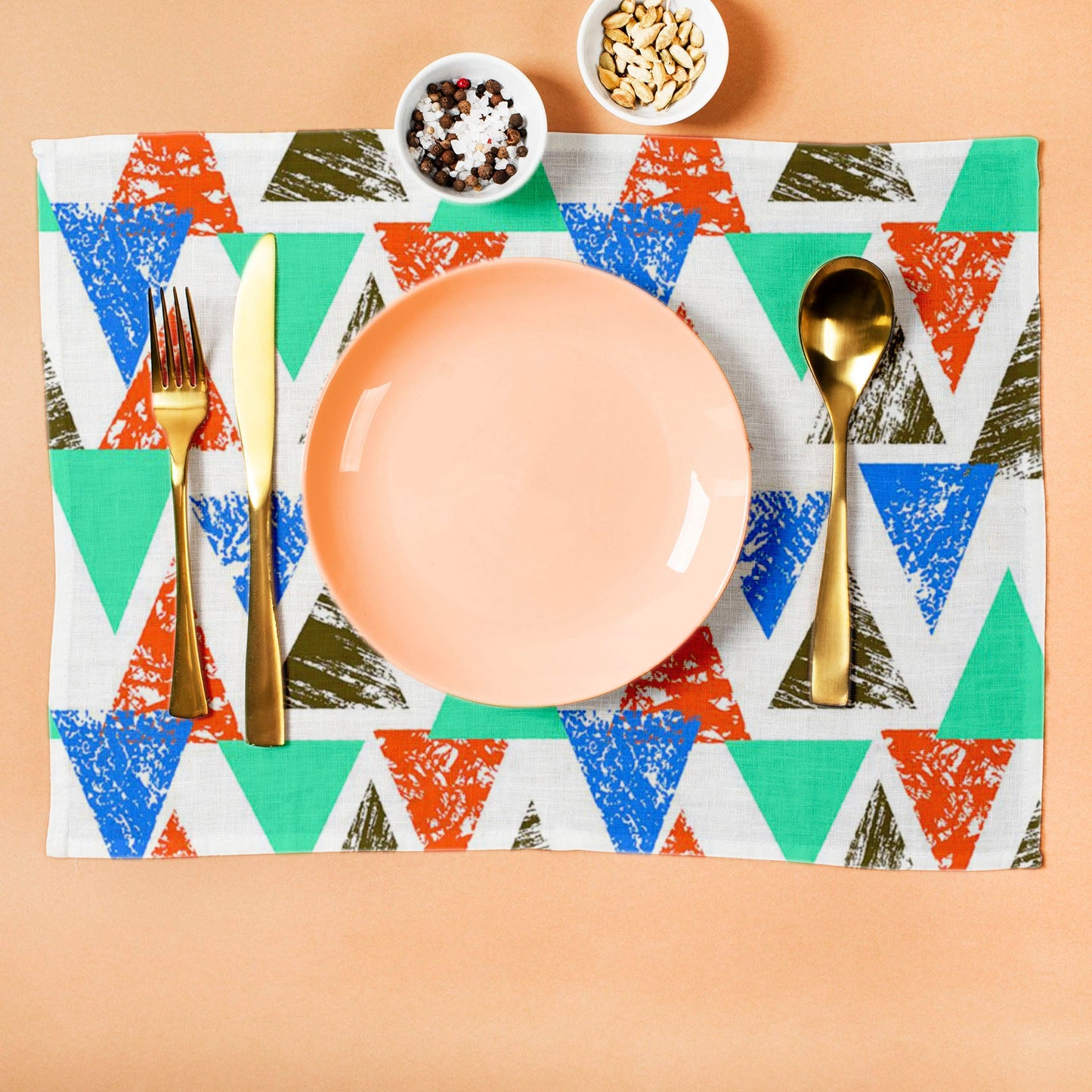 Mixed Triangled D2 Table Mat Placemat